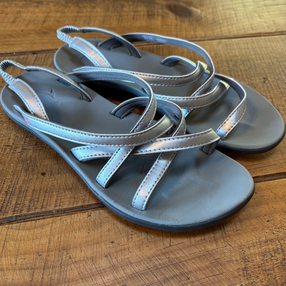 OluKai‎ Womens Kalapu Strappy Silver Metallic Summer Sandals Size 5